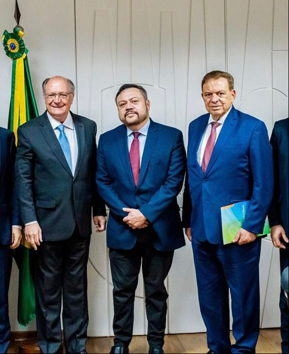 ABRAFARMA faz Lobby com o Governo Federal para estabelecer pautas "anti-farmacêutico" 