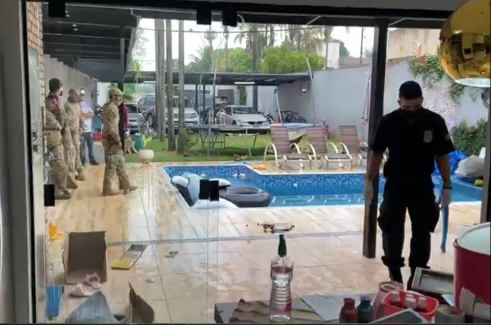 Grupo criminoso desviou R$ 10 milhões do programa Farmácia Popular